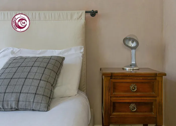 C M Piazza Cavour Elegant Flat Apartament *